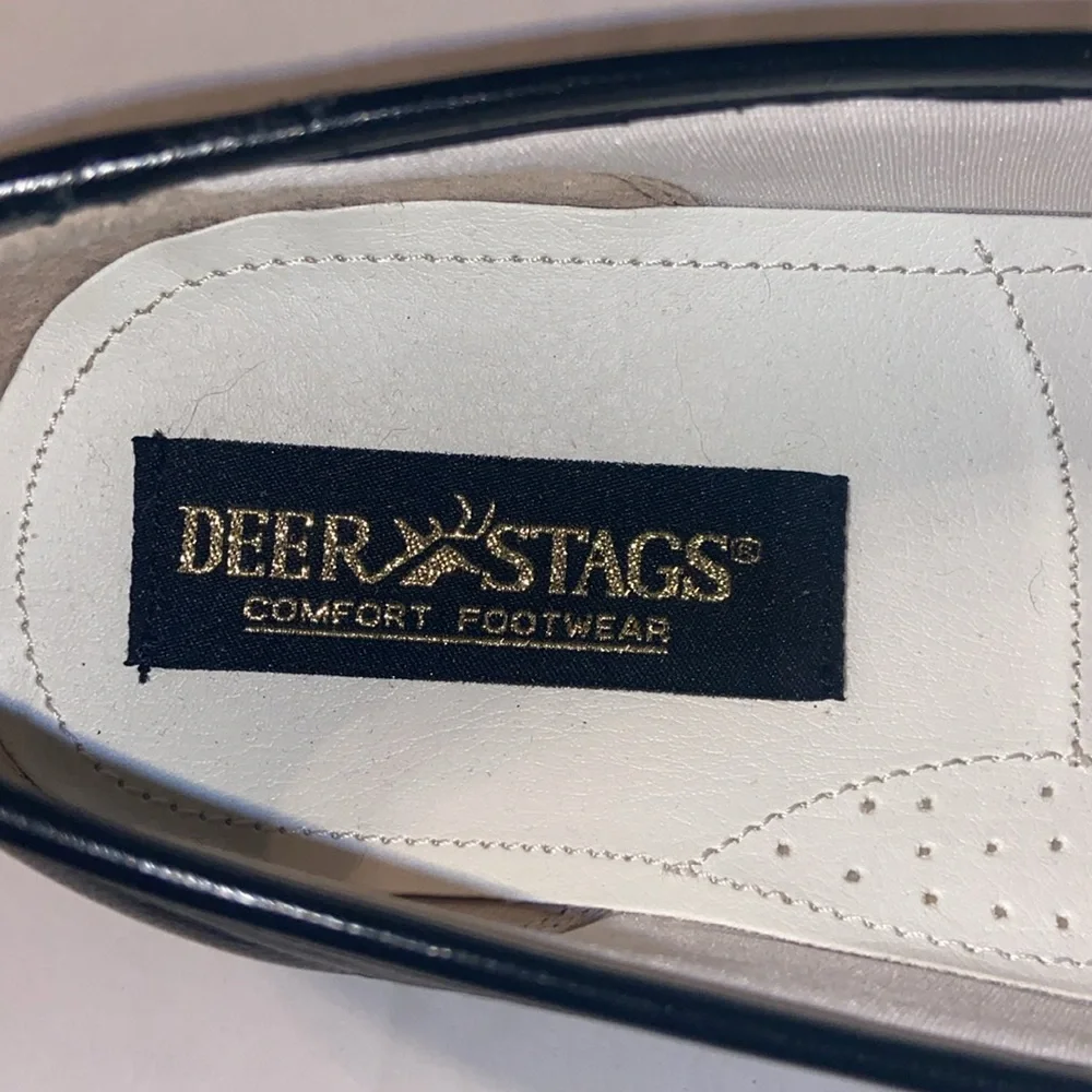 Black leather loafers by Deer Stags comfort footwear size 10M